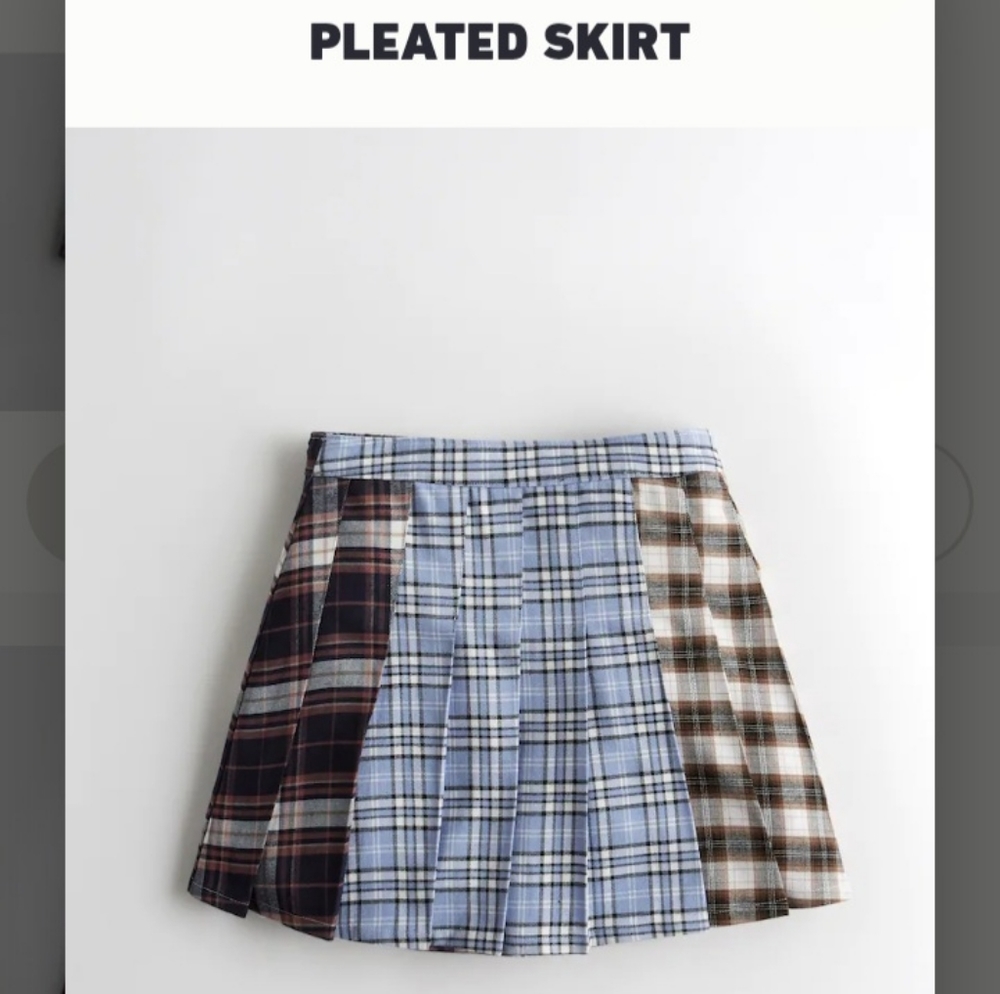 Hollister size Medium